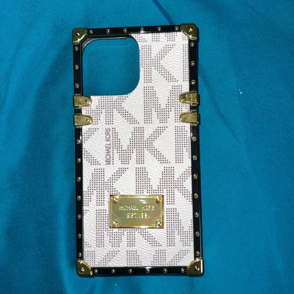 iPhone 13 Pro Max Case